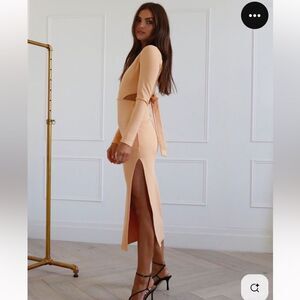 NWT ATOIR Revolve Unloving You Dress in Apricot Size 6